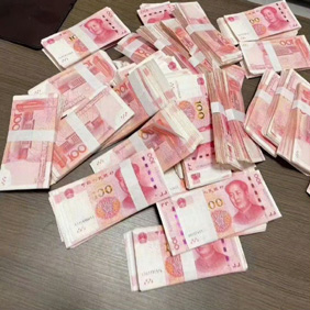 上海要债公司成功调解了一起涉及多名原告的买卖合同纠纷，确认被告尚欠九名原告工资共计83947元